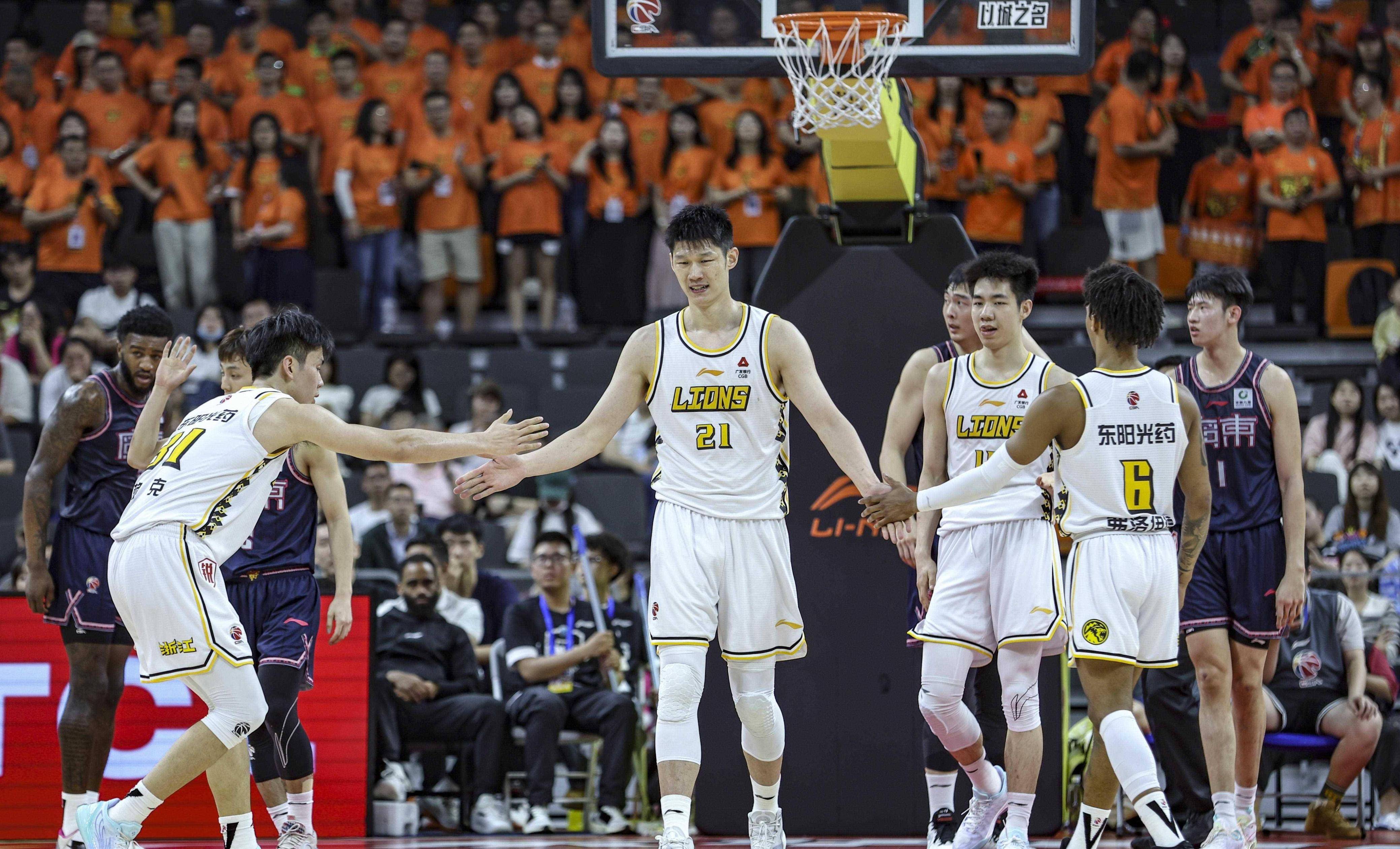 CBA将重新开放升降级制度，多支球队或受益，新赛季或迎来竞争白热化的简单介绍