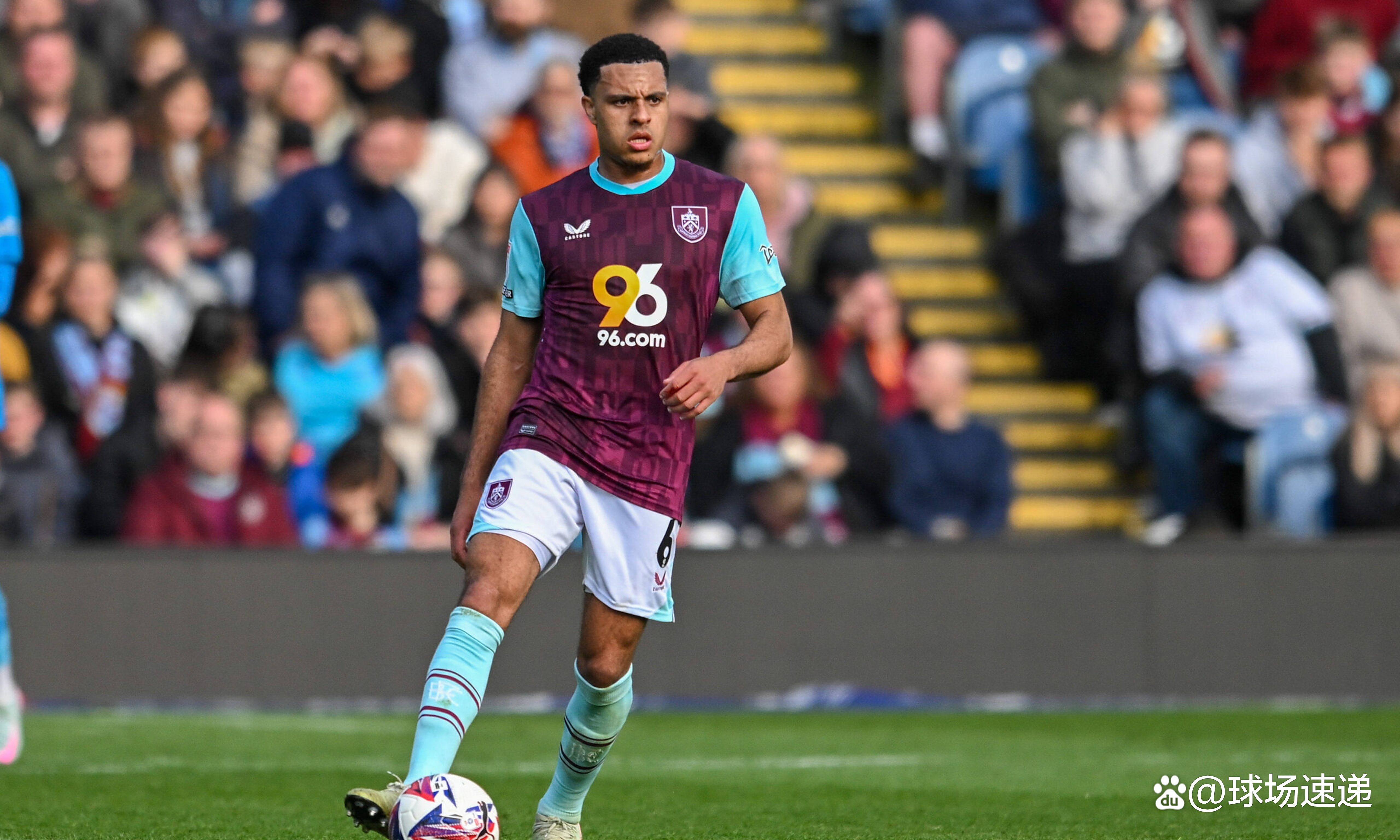 包含伯恩利战术失误，客场败给对手遭遇尴尬的词条