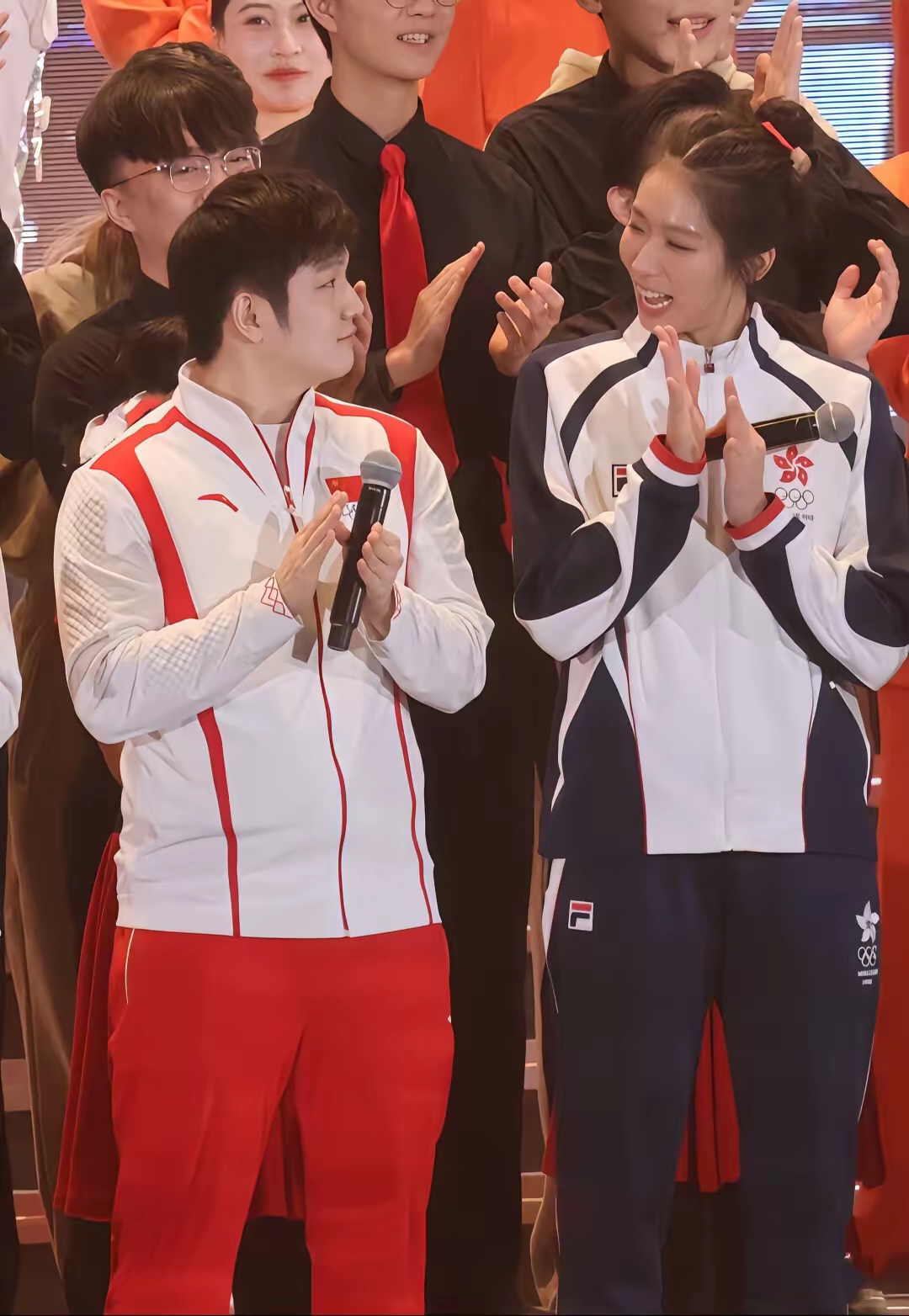 开云体育竞技-韩国击剑选手逆袭夺冠，晋级八强赛